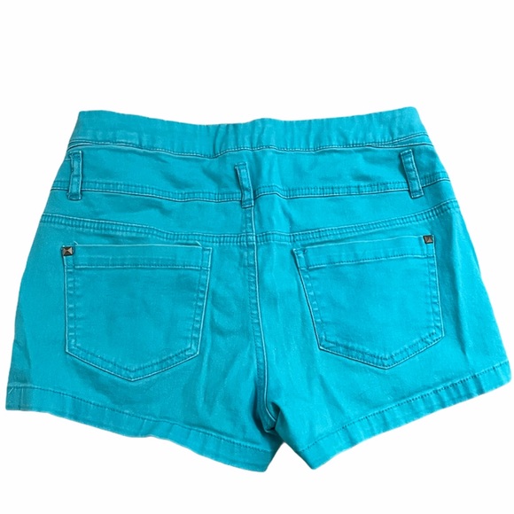 High rise blue/teal jean shorts - Picture 2 of 3